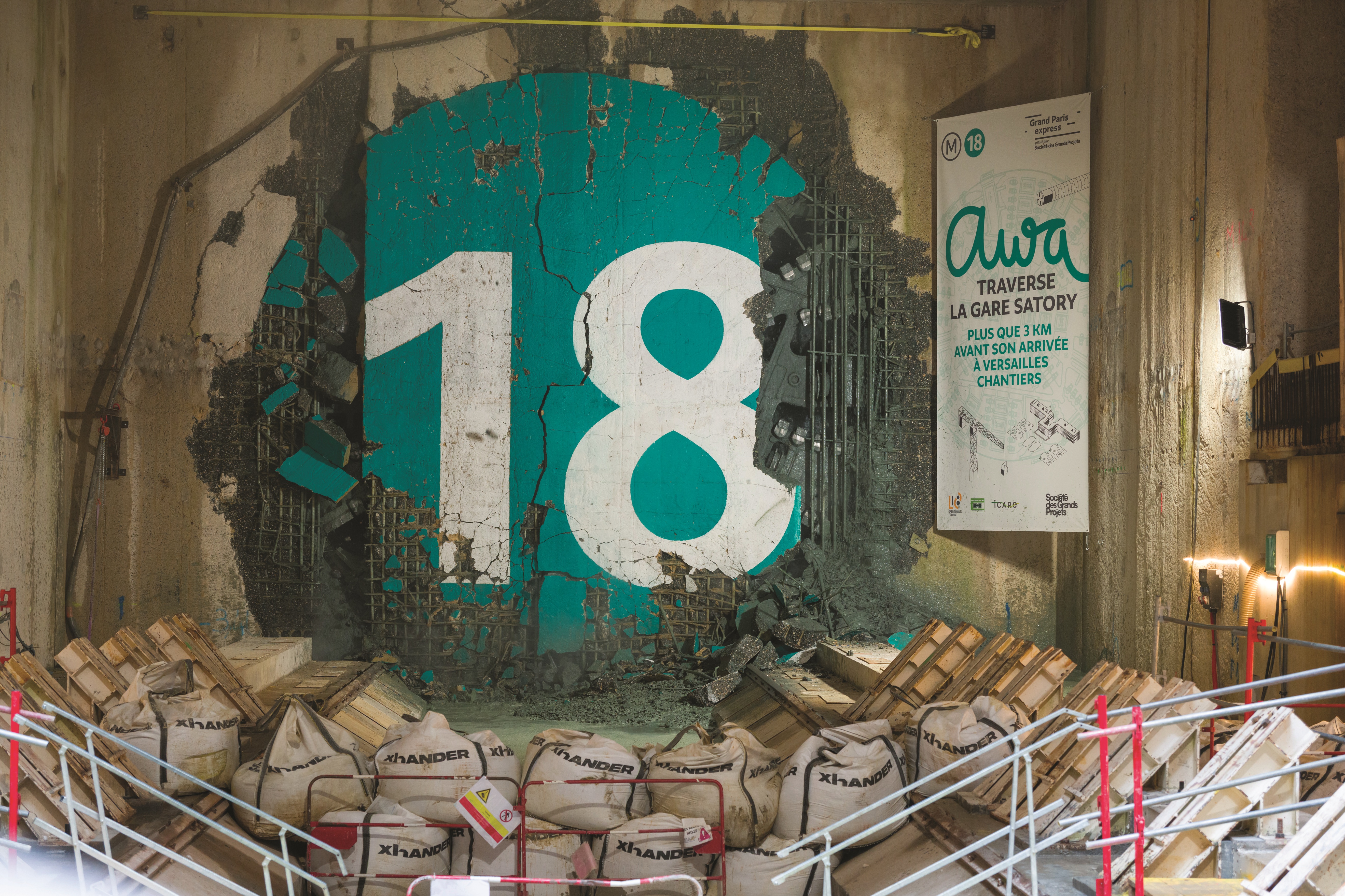 Ligne18 - Percement du tunnelier Awa, gare de Satory