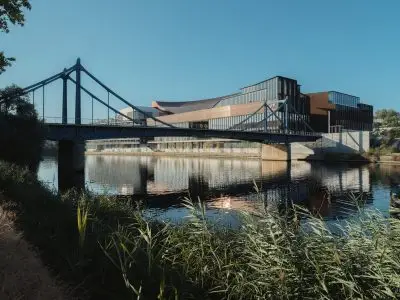 Le centre d'art contemporain Large, sur l'Ile-Seguin.