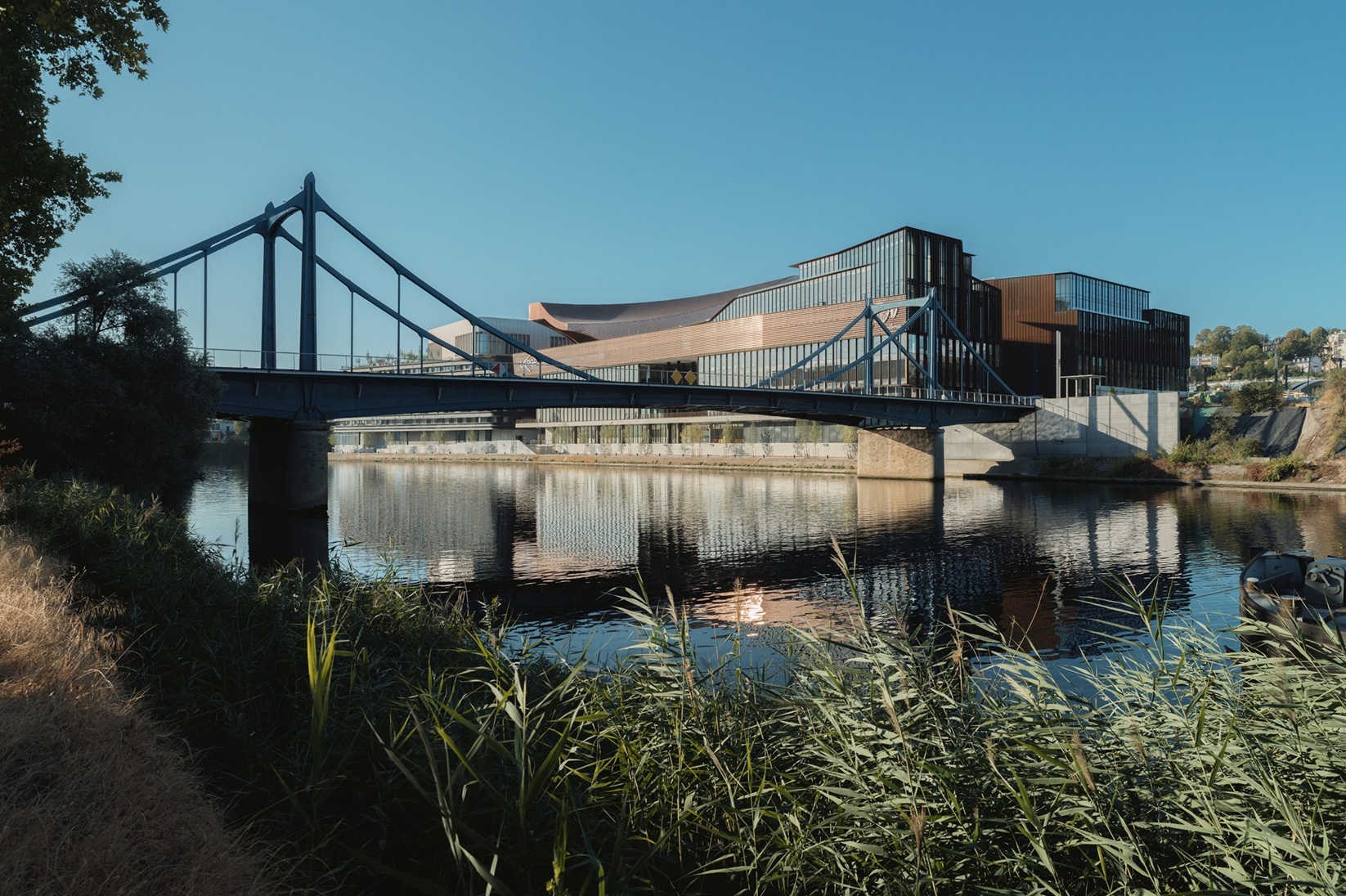 Le centre d'art contemporain Large, sur l'Ile-Seguin.